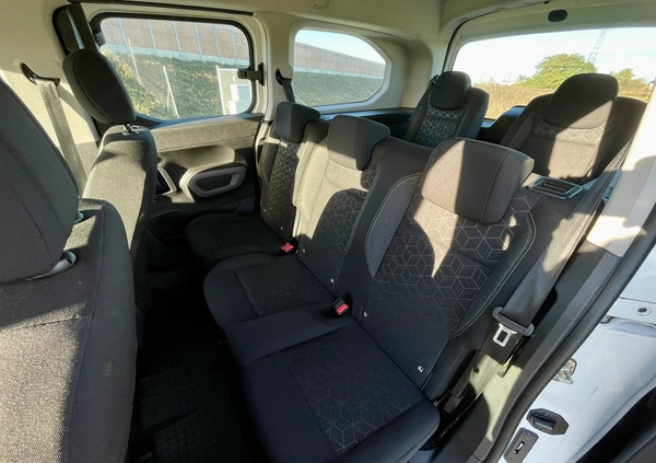 Peugeot 107 cena 13900 przebieg: 81000, rok produkcji 2013 z Szklarska Poręba małe 137
